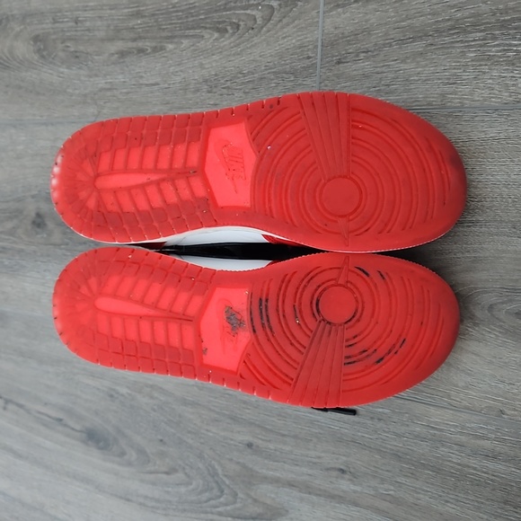 Jordan 1 retro high og Spider Man across the spiderverse kids size 4 - Picture 5 of 6